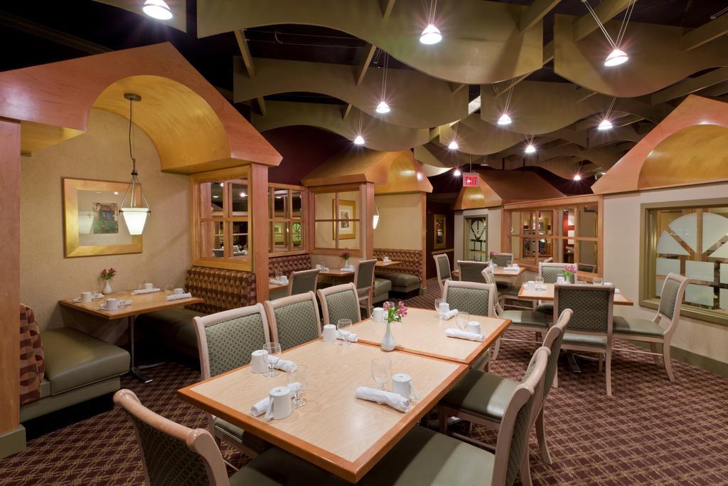 Clarion Inn Frederick Event Center Buitenkant foto