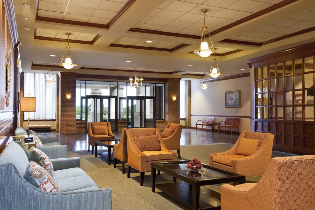 Clarion Inn Frederick Event Center Buitenkant foto