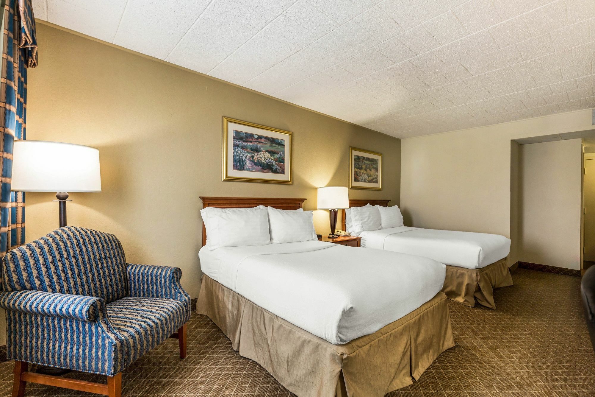 Clarion Inn Frederick Event Center Buitenkant foto
