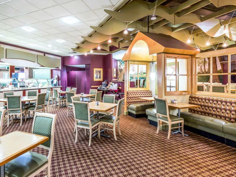 Clarion Inn Frederick Event Center Buitenkant foto